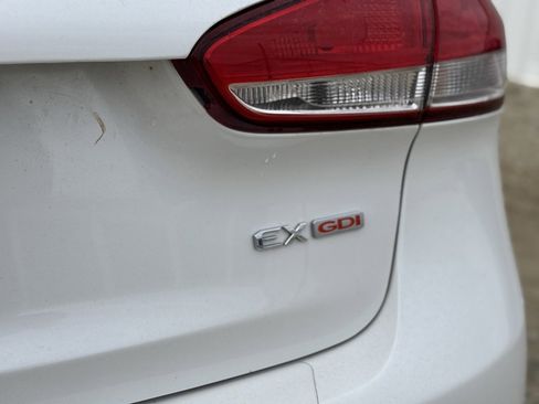 Used 2015 Kia Forte EX image 36