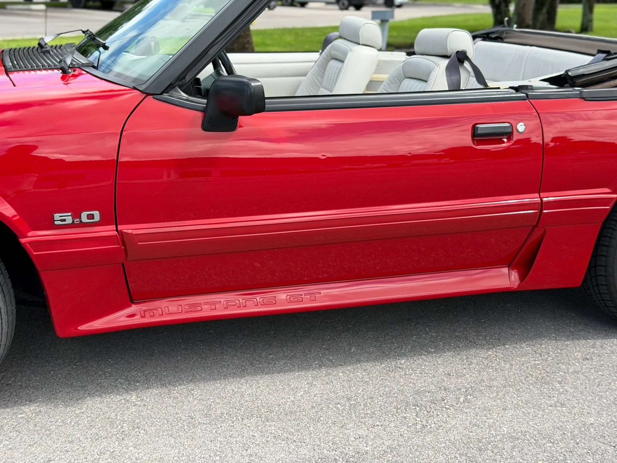 Used 1993 Ford Mustang GT RWD image 11