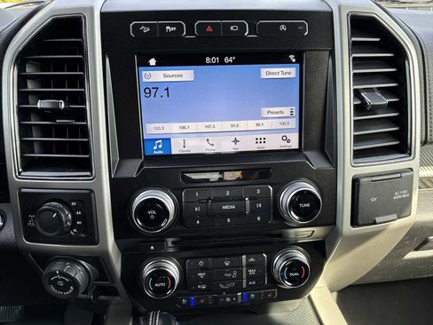 Used 2018 Ford F150 Lariat w/ Equipment Group 502A Luxury AWD/4WD image 12