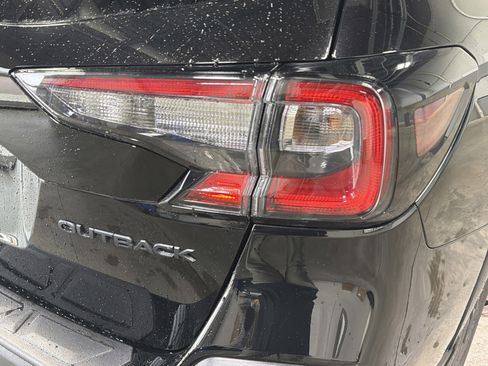 Certified 2024 Subaru Outback Onyx Edition image 17