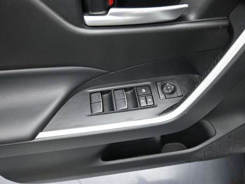 Certified 2023 Toyota RAV4 SE w/ Convenience Package AWD/4WD image 6