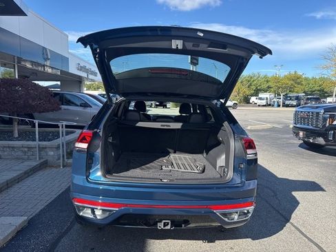 Used 2021 Volkswagen Atlas Cross Sport SEL R-Line image 27