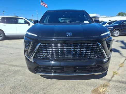 New 2026 Buick Enclave Avenir w/ Super Cruise Package image 2