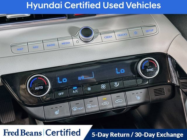 Certified 2026 Hyundai Elantra Limited FWD image 28