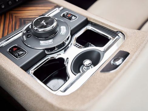 Used 2014 Rolls-Royce Wraith image 63