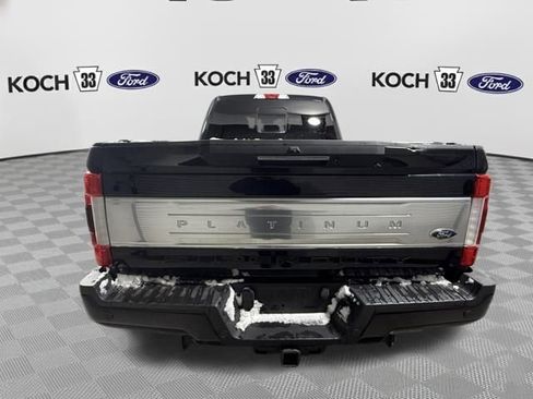 Used 2017 Ford F250 Platinum w/ Platinum Ultimate Package image 7