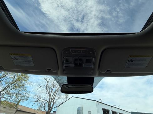 Used 2022 Kia Telluride SX w/ Nightfall Edition Package image 22