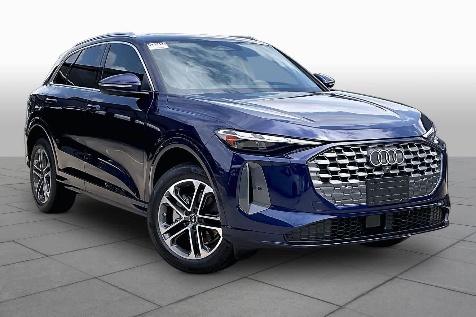 New 2026 Audi Q5 Premium w/ Convenience Package AWD/4WD image 2