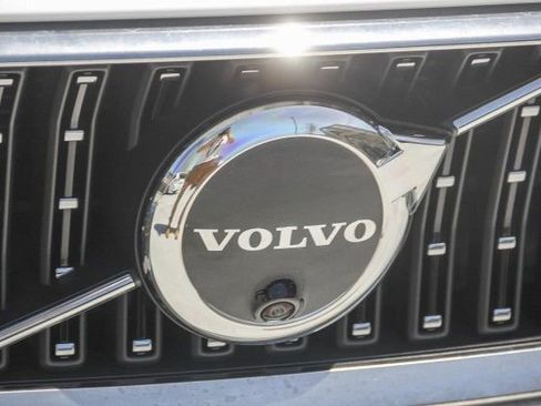 New 2025 Volvo V60 B5 Cross Country Ultra w/ Climate Package image 12