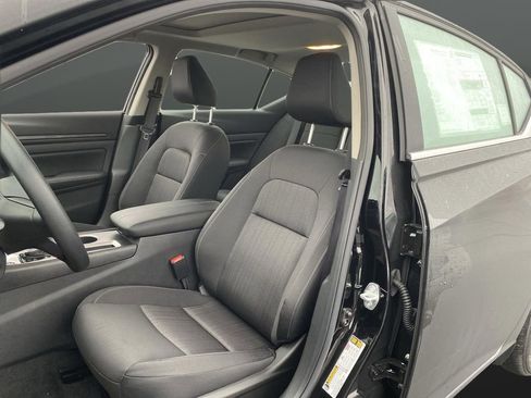 New 2025 Nissan Altima 2.5 SV w/ SV Special Edition Package image 4