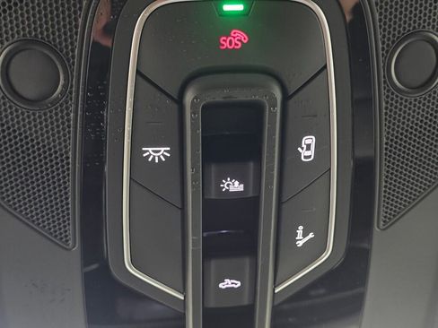 Certified 2025 Audi Q8 Premium Plus w/ Premium Plus Package image 46