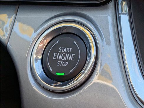 New 2026 Chevrolet Trax LT w/ Sunroof Package image 22