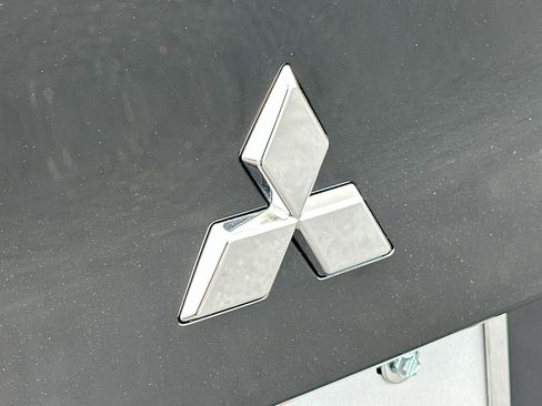 New 2026 Mitsubishi Outlander ES image 20