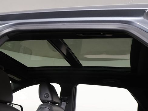 Used 2021 Cadillac XT5 Premium Luxury image 17