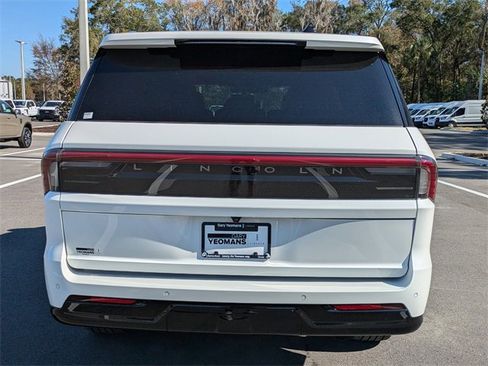 New 2025 Lincoln Navigator Black Label image 5