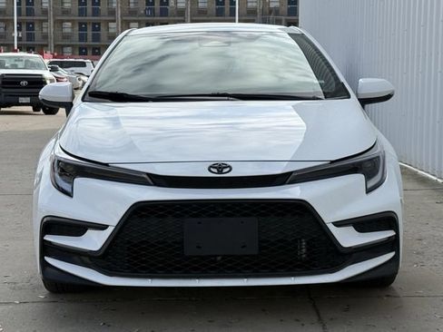 Used 2025 Toyota Corolla SE image 8