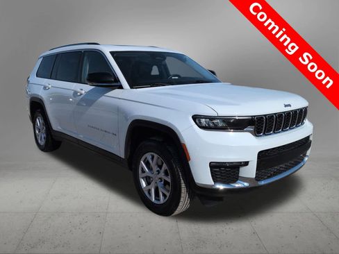Used 2022 Jeep Grand Cherokee L Limited image 8