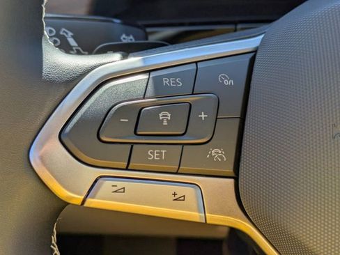 New 2026 Volkswagen Atlas SE FWD image 25