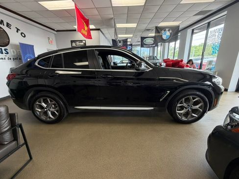 Used 2025 BMW X4 xDrive30i AWD/4WD image 11