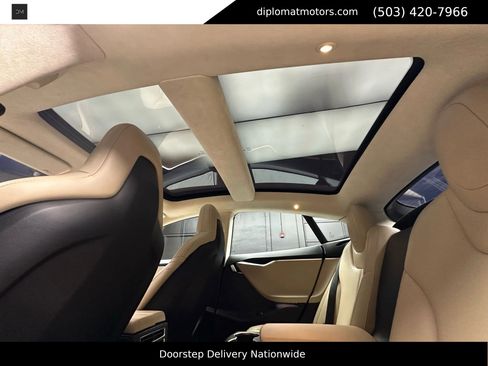 Used 2015 Tesla Model S P85D image 23