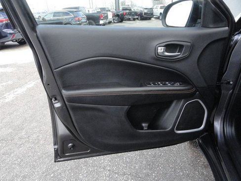 Used 2018 Jeep Compass Limited w/ Navigation Group image 14