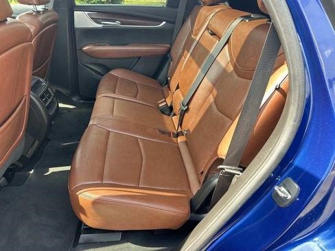 Certified 2024 Cadillac XT5 Sportv AWD/4WD image 11