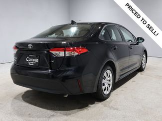 Used 2025 Toyota Corolla LE video 2