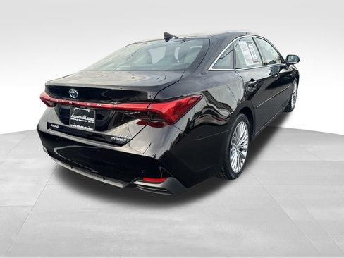 Used 2020 Toyota Avalon Limited w/ Advanced Safety Package image 7