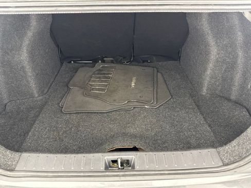 Used 2024 Nissan Versa SR FWD image 29