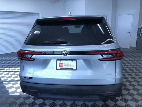 Certified 2025 Toyota Grand Highlander AWD image 15