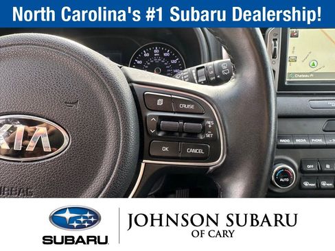 Used 2017 Kia Sportage EX w/ EX Technology Package image 17