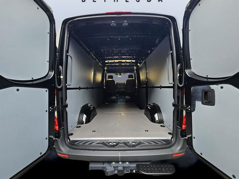 New 2026 Mercedes-Benz Sprinter 2500 image 8