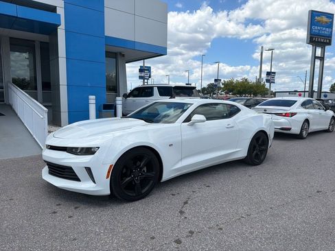 Used 2017 Chevrolet Camaro LT image 1