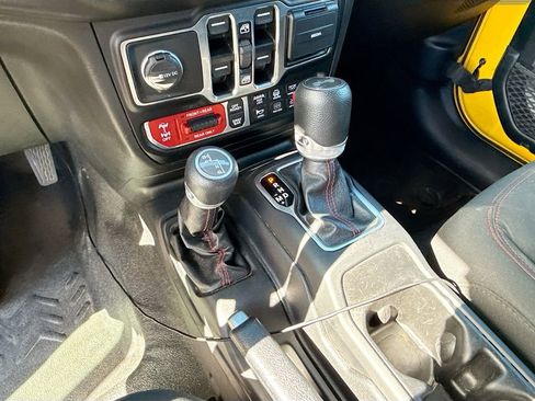 Used 2021 Jeep Wrangler Unlimited Rubicon AWD/4WD image 18