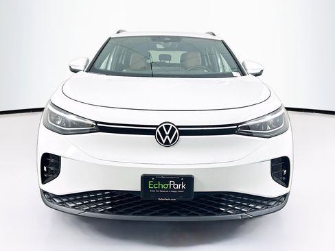 Used 2023 Volkswagen ID.4 2WD image 2