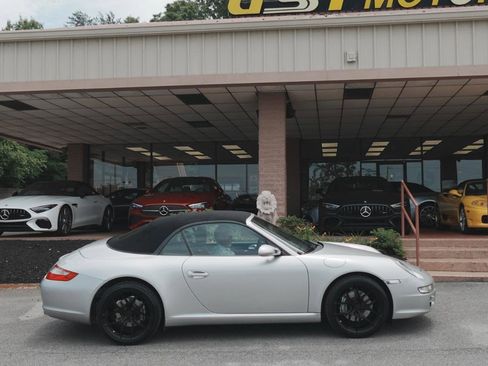 Used 2008 Porsche 911 Carrera RWD image 3