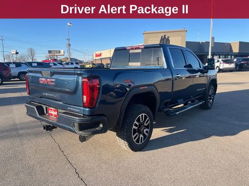 Used 2022 GMC Sierra 2500 Denali image 5
