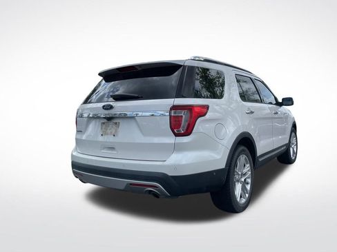 Used 2017 Ford Explorer Limited w/ Equipment Group 301A image 5