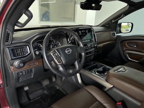 Used 2024 Nissan Titan Platinum Reserve w/ Moonroof Package AWD/4WD image 10