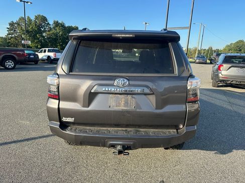 Used 2021 Toyota 4Runner SR5 AWD/4WD image 7