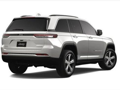 New 2025 Jeep Grand Cherokee Limited w/ Trailer Tow Package image 2