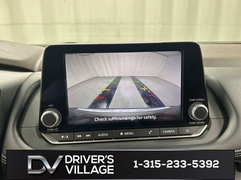 Used 2023 Nissan Rogue SV w/ SV Premium B Package AWD/4WD image 15