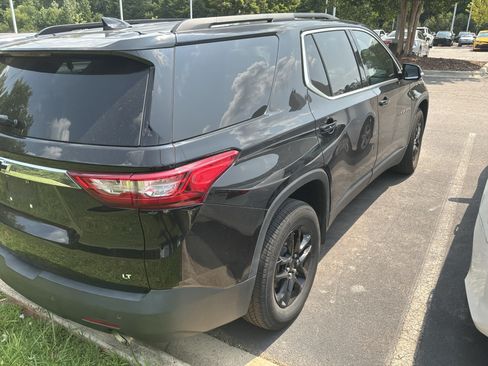 Used 2020 Chevrolet Traverse LT FWD image 8