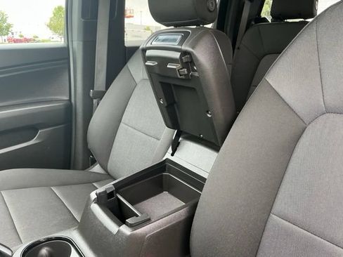 Used 2023 Chevrolet Colorado Trail Boss w/ Technology Package AWD/4WD image 31