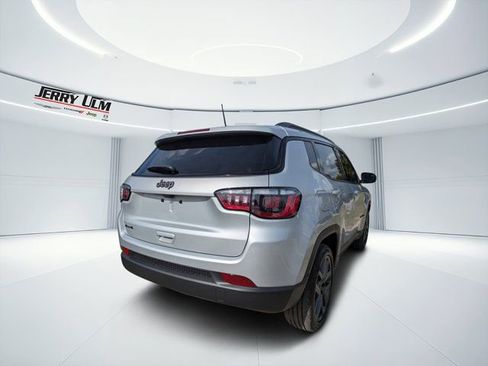 New 2026 Jeep Compass Latitude w/ Sun and Sound Group image 3