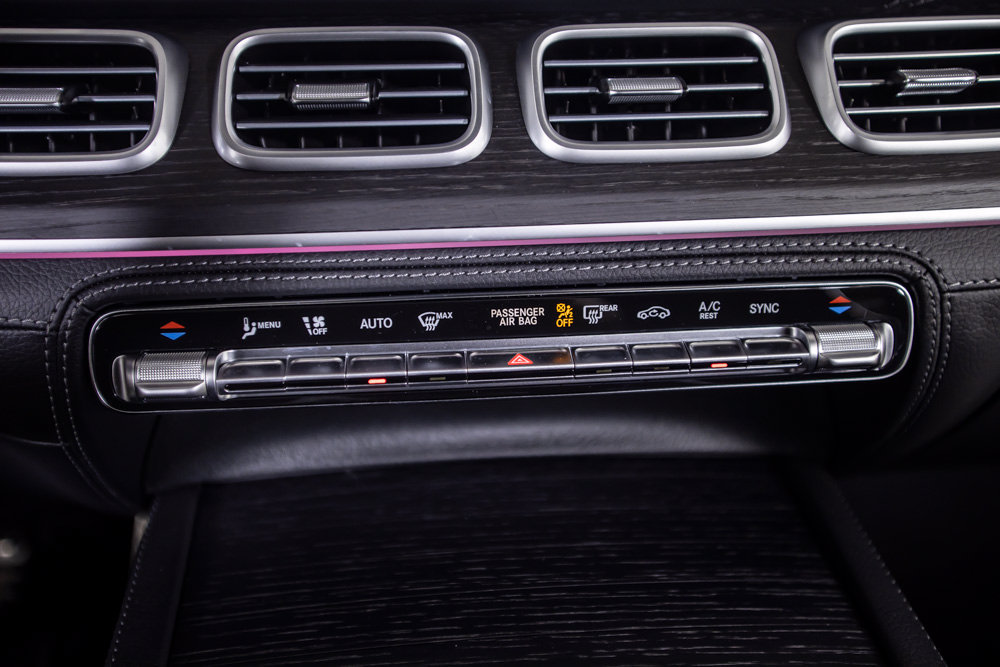 Used 2025 Mercedes-Benz GLS 580 4MATIC image 33