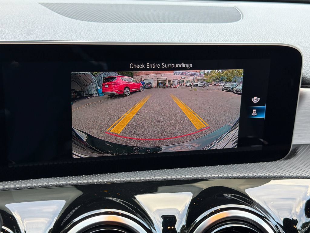 Used 2020 Mercedes-Benz A 220 4MATIC image 30
