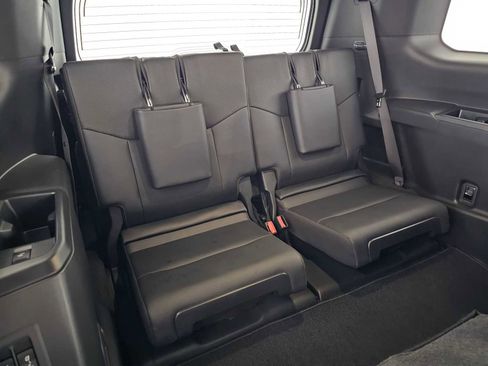Certified 2026 Lexus GX 550 w/ Accessory Package (31) AWD/4WD image 13