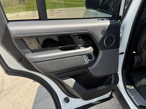 Used 2018 Land Rover Range Rover HSE AWD/4WD image 15