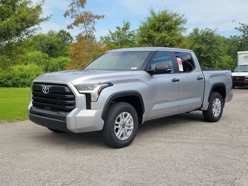 New 2026 Toyota Tundra SR5 w/ SR5 Convenience Package RWD image 31
